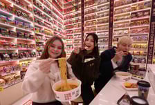 이마트24, 라면 아카이브 편의점 'K푸드랩 명동점' 연다