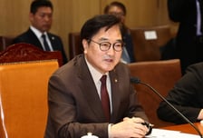 우원식 의장, 민주당 초선 의원들과 회동…"지선 때 개헌 투표 논의"