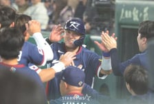 "박동원 뛸 만큼 뛰었다" LG 주전 포수 시범경기 미출전 가능성↑ 타율0. 385 백업 있으니까 [수원 현장]