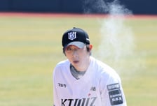 [한번에쓱]1회초 선두타자 이재원에 홈런 허용 'LG전 선발나선' 오원석