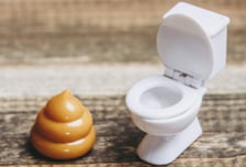 이런 변이 있나…빨간색 vs 까만색 변이 보내는 아찔한 경고