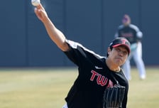 [포토]'5회말 책임진' 김진성