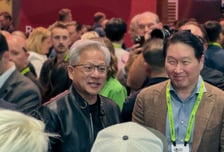 최태원 "2030년까지 메모리 공급 부족"…젠슨황과 '깐부의 재회'