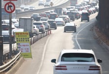 나만 꼬박꼬박?…운전자 10명 중 6명, 좌회전 '깜빡이' 안 지킨다