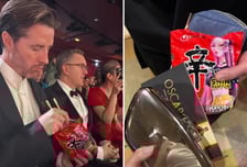 '케데헌' 감독, 오스카 시상식서 '생라면' 먹방…합성이 아니라고?