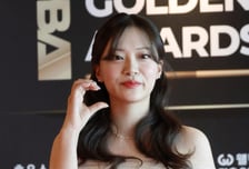 [포토] 정보윤 '베이지 컬러 몽환미'