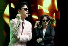 [포토] 김영원-황민지 '축하공연 대폭발'