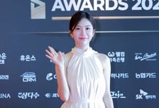 [포토] 정수빈 '루키의 화려한 변신'