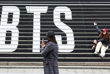 BTS 컴백 공연 앞둔 광화문…김민석 총리 "테러 경보 단계 격상"