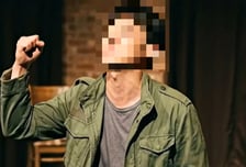 예비 처가서 수천만원 지원했는데…배우 남친, 알고 보니 '유부남'