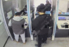 "카드 수십장, ATM서 현금 계속 뽑아"...시민 신고로 1.1억 탈취 일당 검거