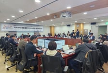 전국 시행 앞둔 통합돌봄…"재정 기반 위태롭다" 전문가들 한 목소리