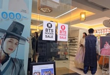 집회 소음 대신 아미 함성…"매출 3배 기대" 광화문 상권 들썩