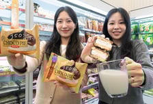 품절 대란 일본 '생초코파이', 세븐일레븐 300만개 더 들여온다