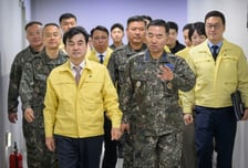 안규백, B-1 문서고 FS 현장점검…"연습·훈련 강도가 곧 전투력"