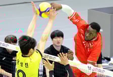 [포토]'통과했다!'  베논