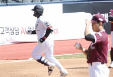 [포토] 안현민, 돌아온 거포본능