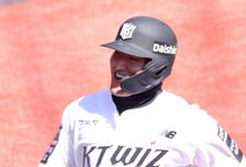 [포토] 안현민 '복귀 신고 했어요'