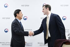 IMF 수석부총재 만난 구윤철 "중동 상황, 민생 영향 최소화할 것"