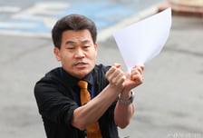 정청래 "전한길, 악의적 허위 조작 유포…법적 조치할 것"