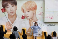 "BTS 보자" 세계서 몰려든다…식약처장, 광화문 K-푸드 현장 직접 점검