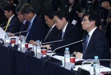 보험사 '손해율 90%룰'에 신상품 줄줄이 보류…"혁신 동력 사라졌다"