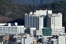 박형준 부산시장 "정부, 침례병원 공공화 안 지키나 못 지키나"