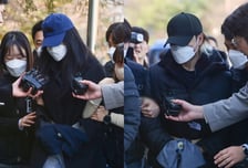 3살 딸, 숨져 있었다더니..."친모가 목 졸라" 시신 유기한 남친 주장