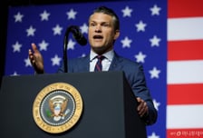 "2주 만에 1조2000억 피해"...이란, 공습에 중동 미군기지 '타격'