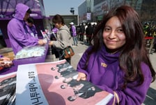 [사진]'머니투데이 with BTS' 호외 소장!