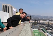 BTS 공연 현장 점검한 김민석 총리 "국가지원 행사, 국민 불편 감수 인식해야"