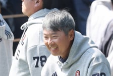 [포토] 김원형 김독 '이범호 인사에 미소로 답례'