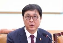 최휘영 문체부 장관 "BTS '무사고 공연'은 성숙한 시민의식 덕분"