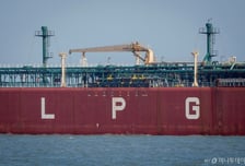 트럼프 '48시간 내 호르무즈 열라' 최후 통첩에…이란 "적국 외 개방"