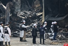 무허가 증축이 키운 불길, 14명 살길 막았다