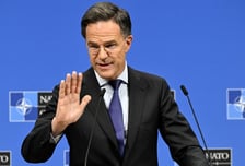 '겁쟁이' 비난받던 나토 "한국 포함 22개국, 호르무즈 대응 결집"