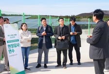 "생산적 금융 해법 찾자"…제주 에너지 발전단지로 간 하나은행