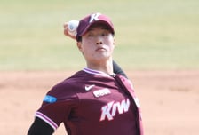 '첫 등판 맞아?' 키움 8R 신인, LG 상대 1이닝 노히트 쾌투! 사령탑도 찬사 "위축되지 않고 씩씩하게 던졌다" [잠실 현장]