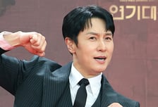 "형, 가만히 계세요"…'김동완 폭로' 전 매니저, 법적 조치 경고에 헛웃음