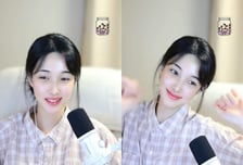 '최민환과 이혼' 율희 "나 여캠 맞아"...틱톡 라방 켜고 댄스