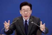 李대통령 "대한민국 최악의 문제는 부동산 투기…방치하면 나라 망해"