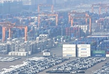 이란 사태에도 '반도체' 수출 이끈다…'원재료값+물류비'는 부담