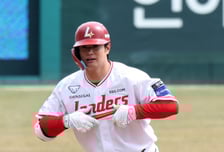 [포토]'4회 동점 2루타' 김재환