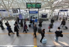 기차표 무료, 숙박비도 7만원 할인…"봄 여행, 해외 갈 필요 없겠네"