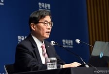 [기자수첩] 신호등은 켜져야 한다