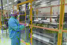 "SK아이이테크놀로지, 올해 판매 감소 불가피…목표가↓"-NH