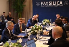 호르무즈처럼 반도체 공급망 막힐라…1조달러 '팍스실리카' 펀드 조성