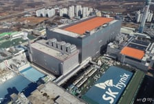 달러로 '몸값' 재평가 받는다…美 증시 입성 도전에 '100만닉스' 탈환