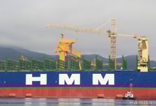 HMM 주총 앞두고 '본사 부산 이전' 긴장 고조…노조 '총파업' 경고