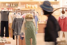 "출생아 증가에 지갑 열린다"…키즈 시장 커지며 유통·패션 기대감